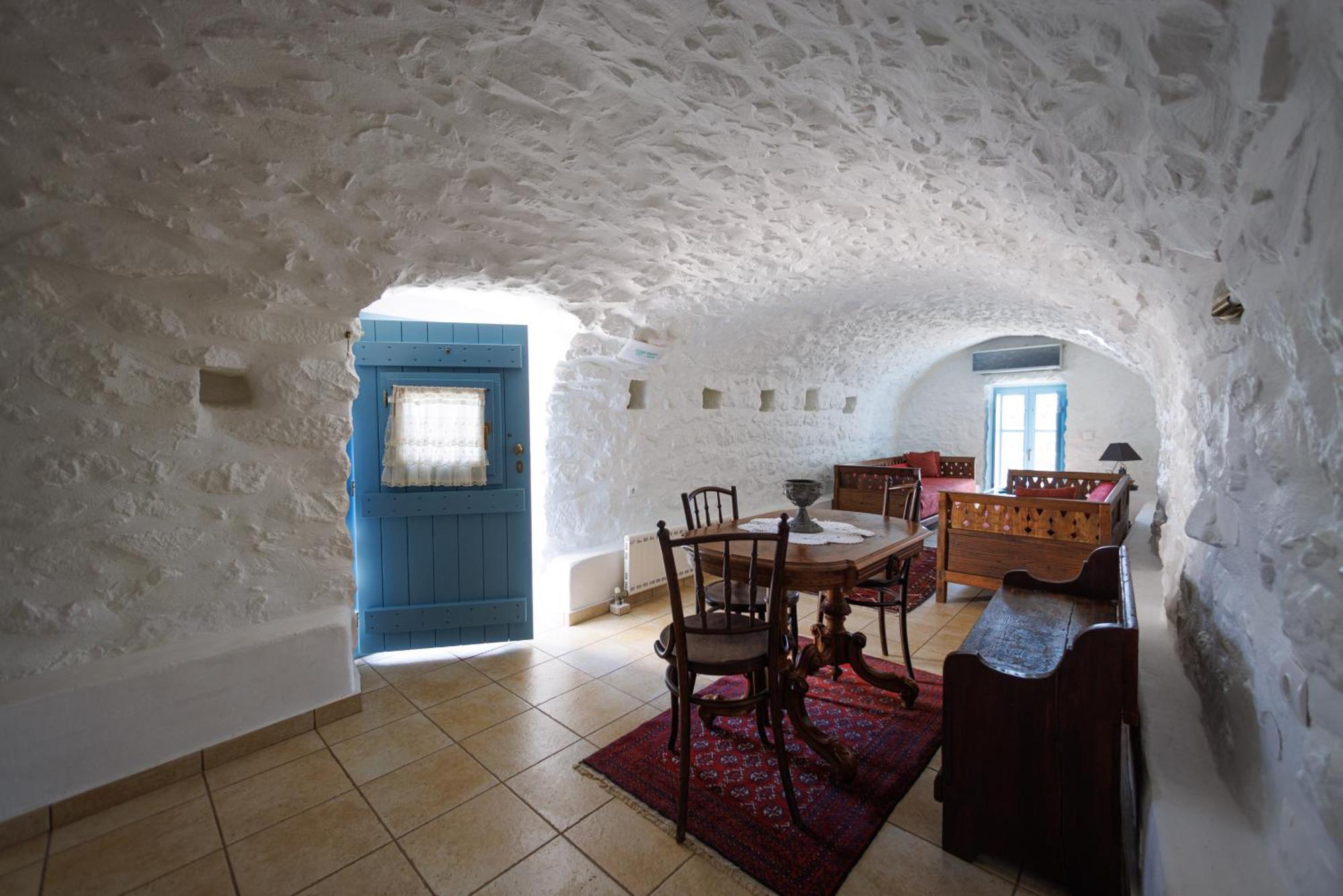 Lithos Stone Suites Areopoli Bilik gambar